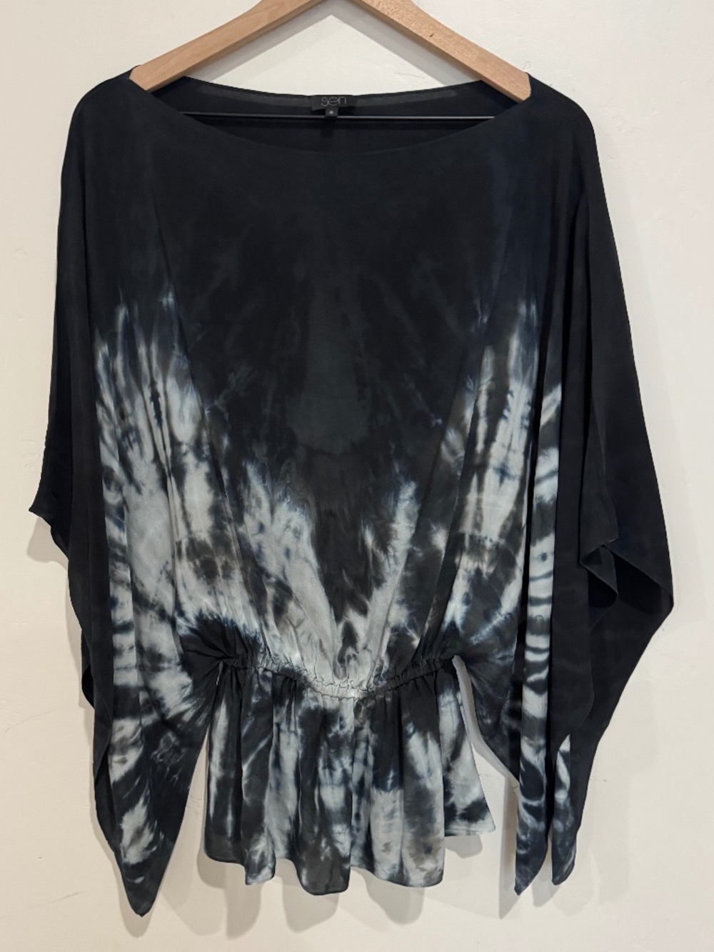 Sen 100% Silk Black & Gray Tie-Dye Top Size S Bat Wing Wide Sleeve Cinched Waist